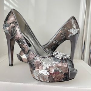 Nina New York Sequin heels peep toe new